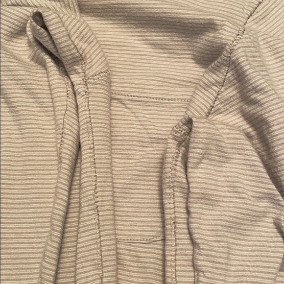 True Religion Cotton Henley. Size Medium. EUC - Picture 3 of 11